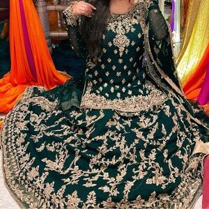 Pakistani Green and Gold lehnga